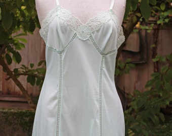 Vintage 1960s St. Michael pale mint green lace trim slip dress