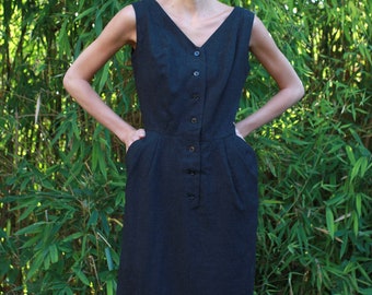 Vintage 50s women's wool dark grey sleeveless pockets wiggle sheath button dress