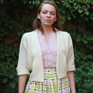 Vintage 50s cream wool shrug