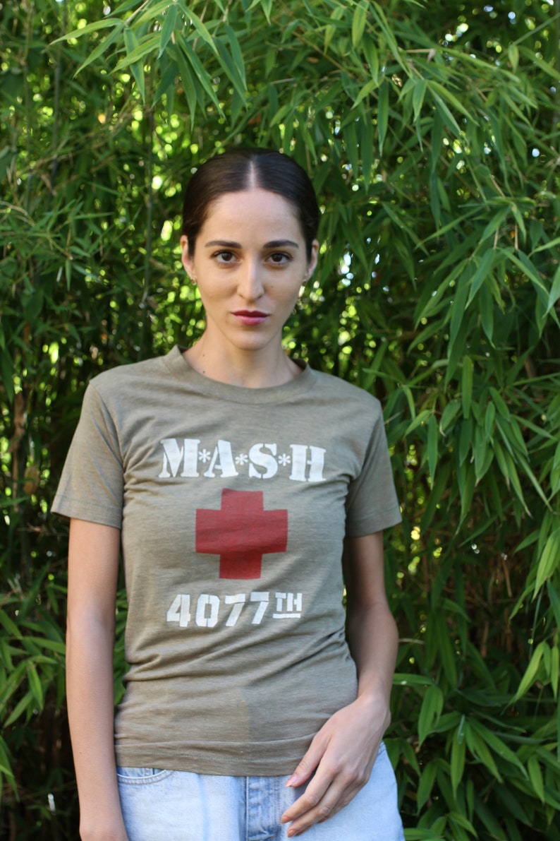Vintage 70s khaki Mash T-Shirt image 2
