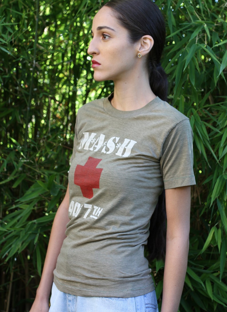 Vintage 70s khaki Mash T-Shirt image 4