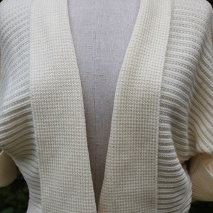 Vintage 50s botany wool cream shrug image 2