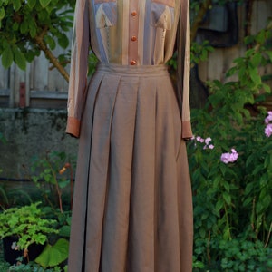 Vintage 80s women's silk pleated midi length skirt image 2
