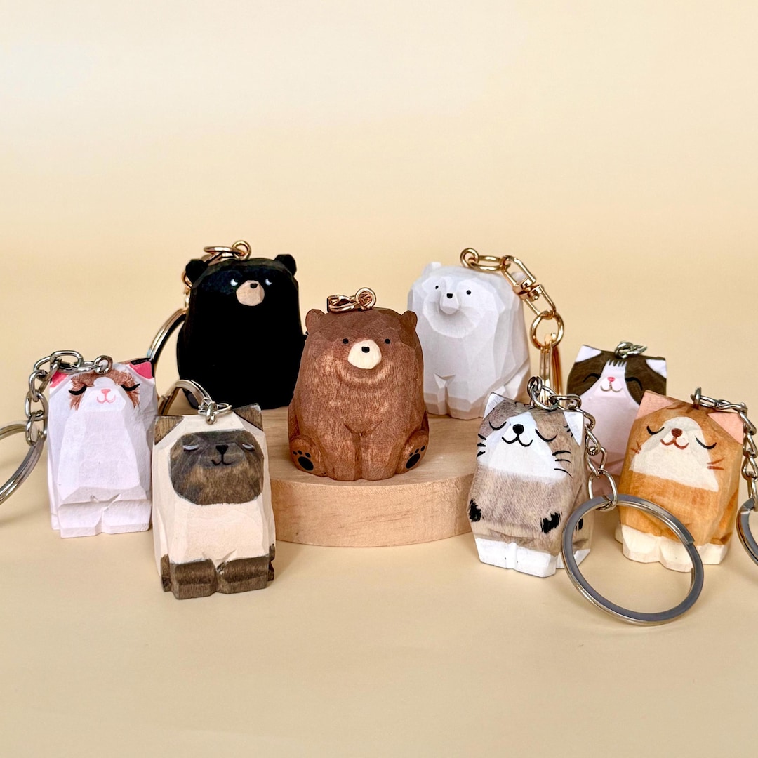 Hand Carved Wooden Bear keychain, Wooden Cat keychain, Wood Pet Figures, Home Decor, Forest Animal Decor, Eco-friendly decor, Gift for her