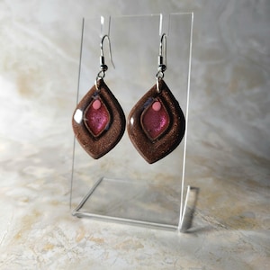 Abstract Vulva Accessories, Vulva Earrings, Vulva Necklace, Vulva Keychain, Feminist Jewelry, Gift for Her, Gift for Trans Woman
