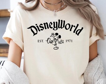 Vintage DisneyWorld Mickey Mouse Tee - Retro Park Graphic Shirt