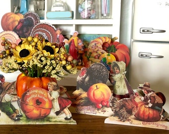 THANKSGIVING Fall - DUMMY BOARD Decoration - Free Standing - Vintage Style Retro Children - 1/6 Scale or 1:12 Scale Miniature