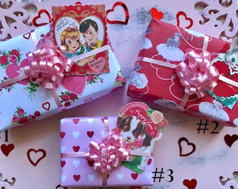 Valentine's Day - WRAPPED GIFT & CARD - Choose 1/6 or 1:12 Scale Miniature