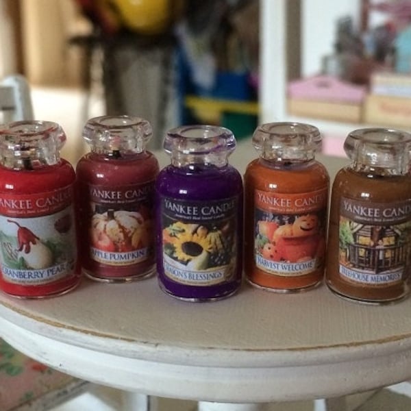 GLASS JAR CANDLE - 1:12 Scale Dollhouse Miniature