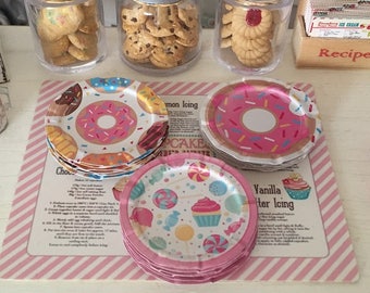 Miniature DONUT PAPER PLATES - Set of 4 - Choose 1:6 Scale or 1/12 Scale