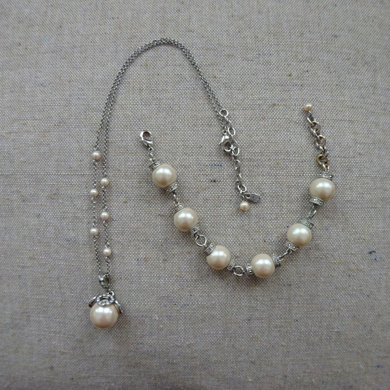 Vintage Pearl and Rhinestone Necklace and Bracele… - image 2