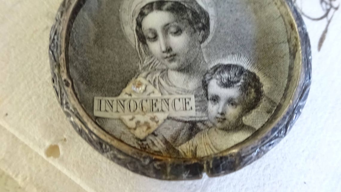 Lovely Old Ornate Salvaged Pocketwatch Base with Holy Card image 3