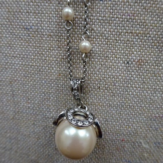 Vintage Pearl and Rhinestone Necklace and Bracele… - image 3