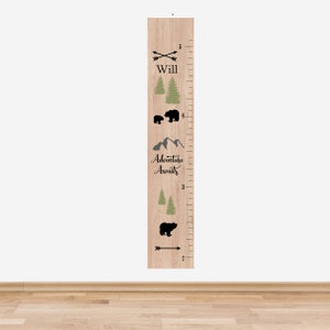 Berge personalisierte Wachstumstabelle Leinwand Kinderzimmer Kunst - Waldwachstumstabelle Kinder Leinwand Raumdekor Naturbären und Berge Thema