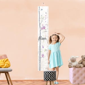 Gepersonaliseerde uil meisjes groeimeter kinderkamerkunst - uil maattabel Woodland groeimeter canvas kinderkamer decor natuur boom vogels thema