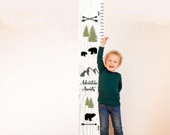 Personalized Woodland Growth Chart: Bear & Mountain Nursery Decor