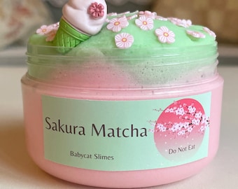 Cloud Creme Slime "Sakura Matcha", Pink und Grün, duftend, mit Eiscreme Anhänger