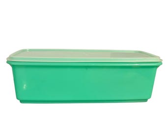 Vintage Tupperware Green Celery Keeper Veggie Crisper W Tray 782-6