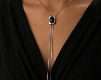 女性用シルバーボロタイネックレス、ブラックオニキスYネックレス、調節可能なチェーン付きウエスタンミニマリストカウボーイネックレス、彼女へのギフト