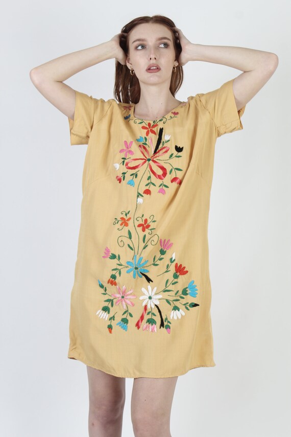 1970s Ethnic Embroidered Dress, Casual Floral Col… - image 4