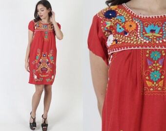 Red Cotton Mexican Mini Dress / Embroidered Floral Bouquet / Authentic From Mexico / Vintage Traditional Puff Sleeve Puebla Dress