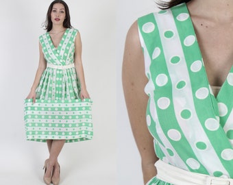 Casual Big Polka Dot Print Sun Dress With Hip Pockets, Vintage 70s Striped Cocktail Party Wrap