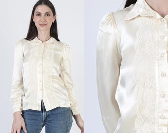 Classic White Lace Victorian Blouse / Vintage 70s Country