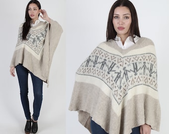 Ethnic Villager Print Fuzy Cape, Vintage Lama Knits Fuzzy Poncho, Canadian Draped Blanket Sweater