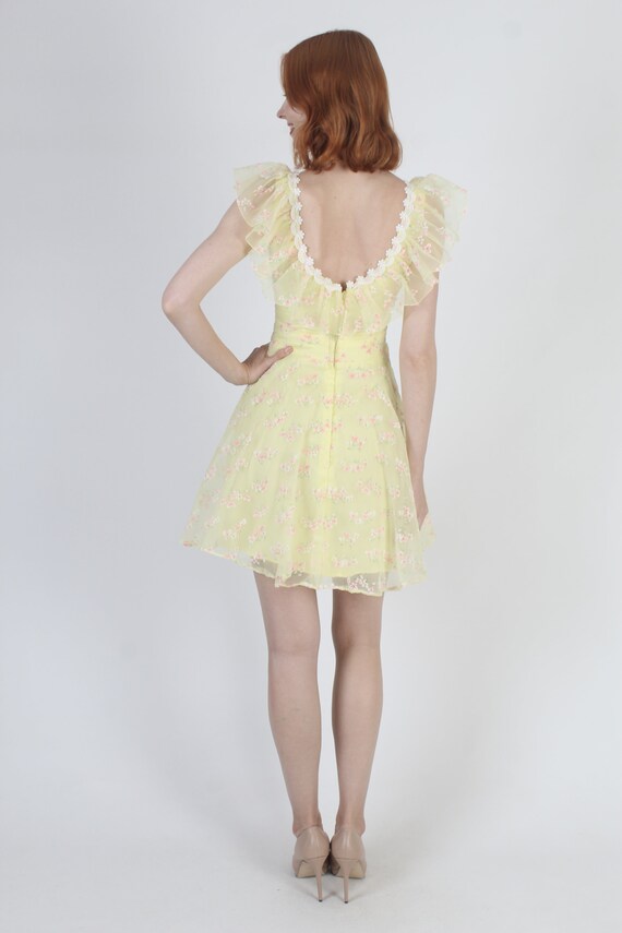 60s Mod Bridal Party Mini Dress All Over Daisy Fl… - image 6