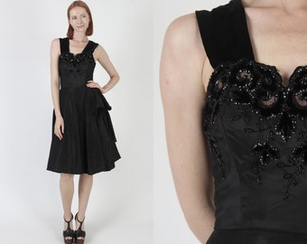 40s Black Floral Beaded Dress, Large Full Circle Skirt, Vintage Art Deco Cocktail Party Gown, Metal Side Zipper Closure