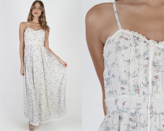 Gunne Sax Ivory Calico Floral Dress / 70s Garden F