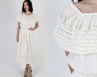 Off White Mexican Fiesta Party Dress, Traditional Crochet Embroidered Outfit, Vintage Zig Zag Stitched Capelet