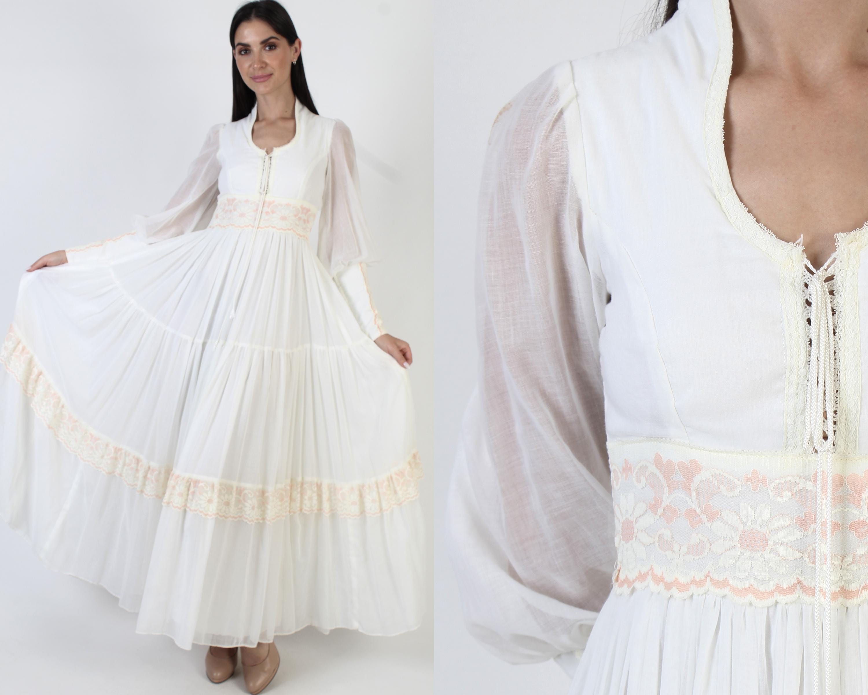 ガウンコート SATIN LACE LONG GOWN Amerivintage JESSICA MCCLINTOCK VINTAGE CROCHET LACE LONG SLEEVES IVORY FLORAL