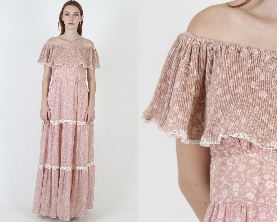 Retro Garden Bouquet Infinity Pintuck Dress