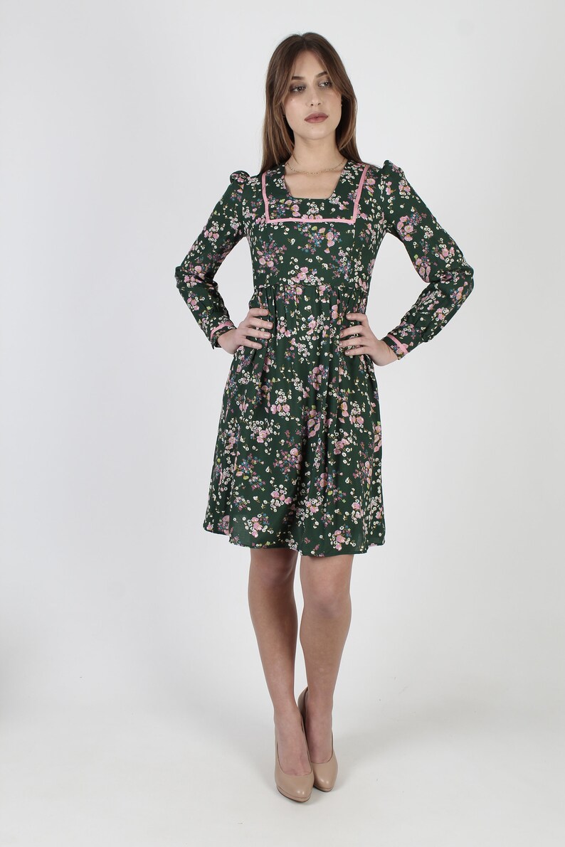 Forest Green Calico Floral Dress / Country Western Dress / | Etsy