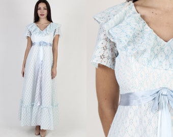 Plain Light Blue Embroidered Eyelet Maxi Dress / Vintage 70s Floral Cut Out Long Dress / Embroidered Garden Wedding Sundress