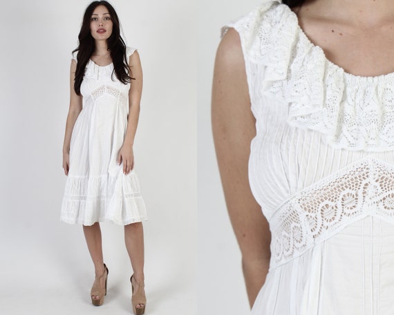 White Mexican Wedding Dress / South American Croc… - image 1