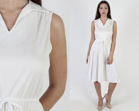 70s Casual Disco Dance Dress White Pleated Lounge… - image 1