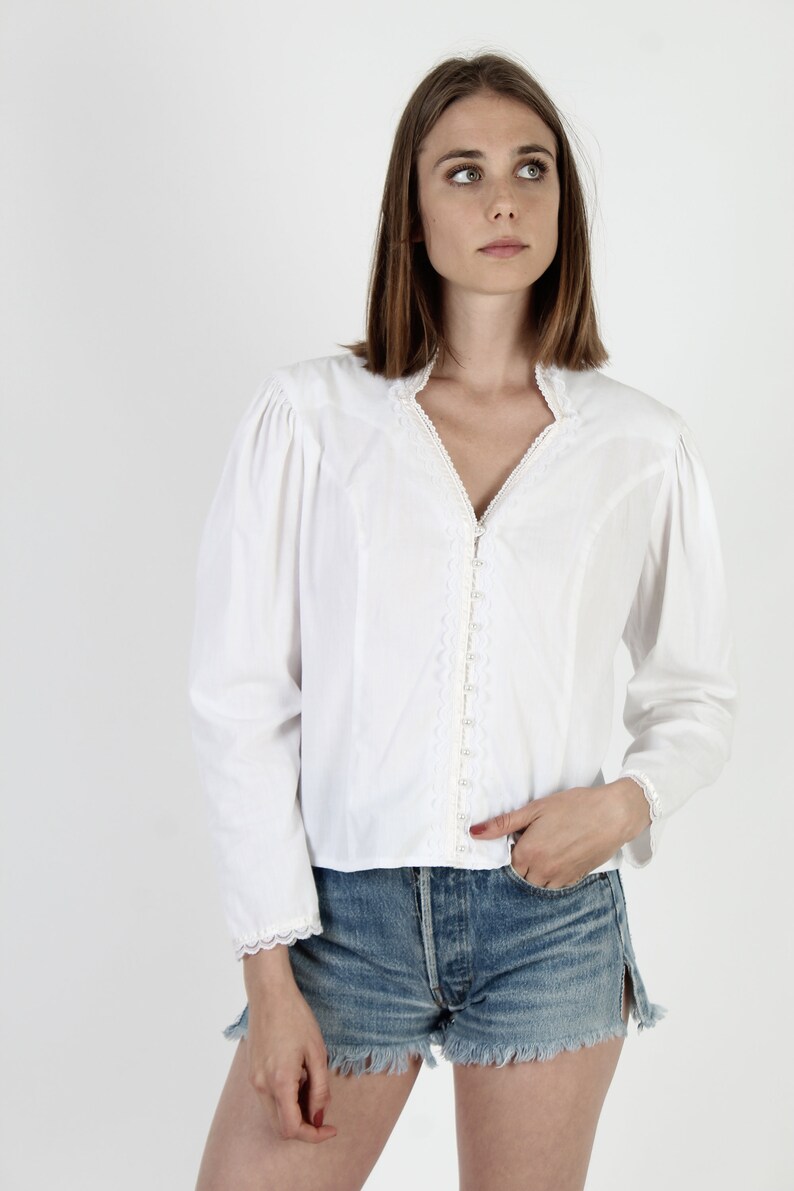 70s Womens Gunne Sax Blouse Scallop Lace Button Up Top 1970s Bohemian Wedding Tunic Ivory Floral Sheer Lace Renaissance Farm Top
