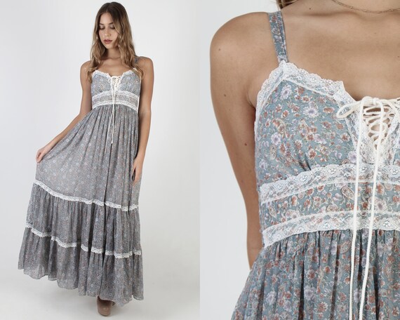 Gunne Sax Bouquet Calico Dress / 70s Garden Floral