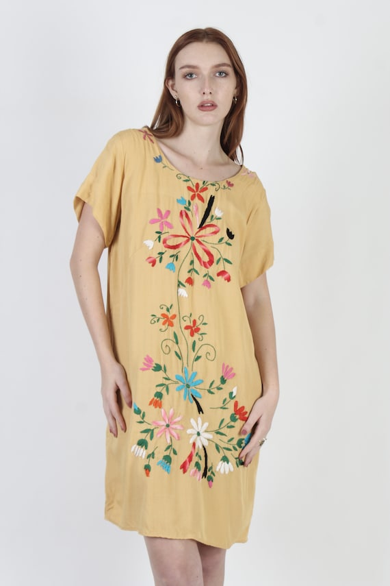 1970s Ethnic Embroidered Dress, Casual Floral Col… - image 2