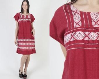 Zig Zag Print Guatemalan Dress / Vintage Cotton Aztec Embroidered Shift / Striped White Maroon Mexican Woven Cover Up