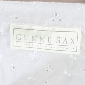 vintage 80s White Gunne Sax Dress, Plain Cut Out Eyelet Material, Robe de demoiselle d'honneur en dentelle brodée florale simple image 8