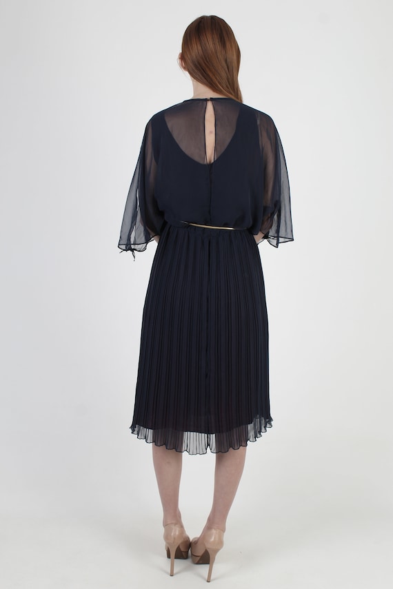 Simple Miss Elliette Sheer Navy Chiffon Pleated M… - image 5