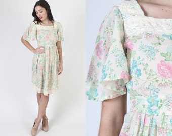 Vintage 70s Provincial Floral Dress, Garden Prairie Wedding Outfit, Lace Flutter Sleeve Mini Frock