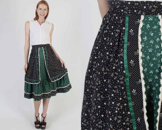 Calico Gunne Sax Skirt With Pockets, 70s Tiered Floral Country 