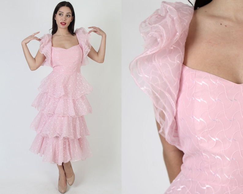 Cotton Candy Pink geschichtetes Abschlussballkleid, Vintage Avantgarde Abendkleid, 70er Jahre Schule Tanz Outfit Bild 1