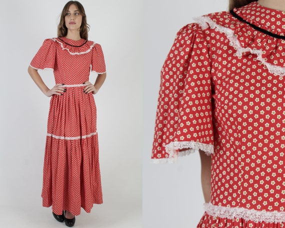 Vintage 70s Calico Country Dress / Red Americana F
