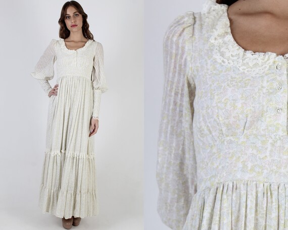 Gunne Sax Ivory Calico Dress / 70s Garden Floral J