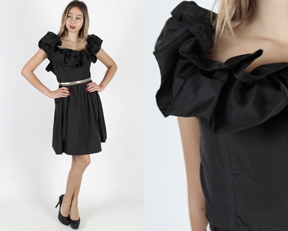 Vintage 80s Black Prom Dress Gothic Dress With Ruf